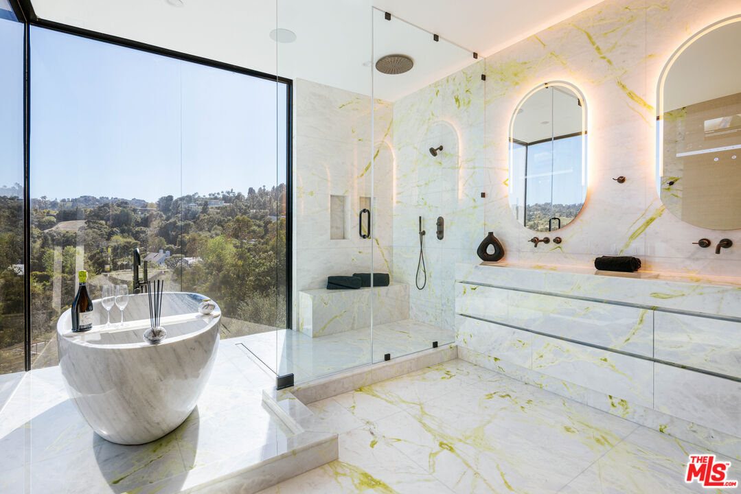 Photo 15 of 15834 High Knoll Rd, Encino, CA 91436