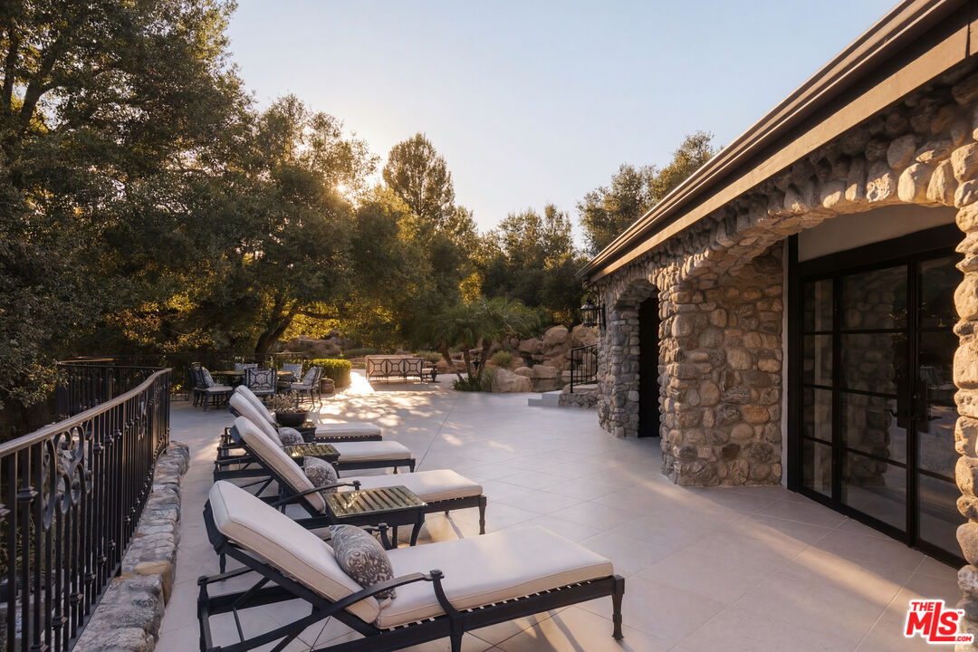Photo 26 of 5076 Island Forest Pl, Westlake Village, CA 91362