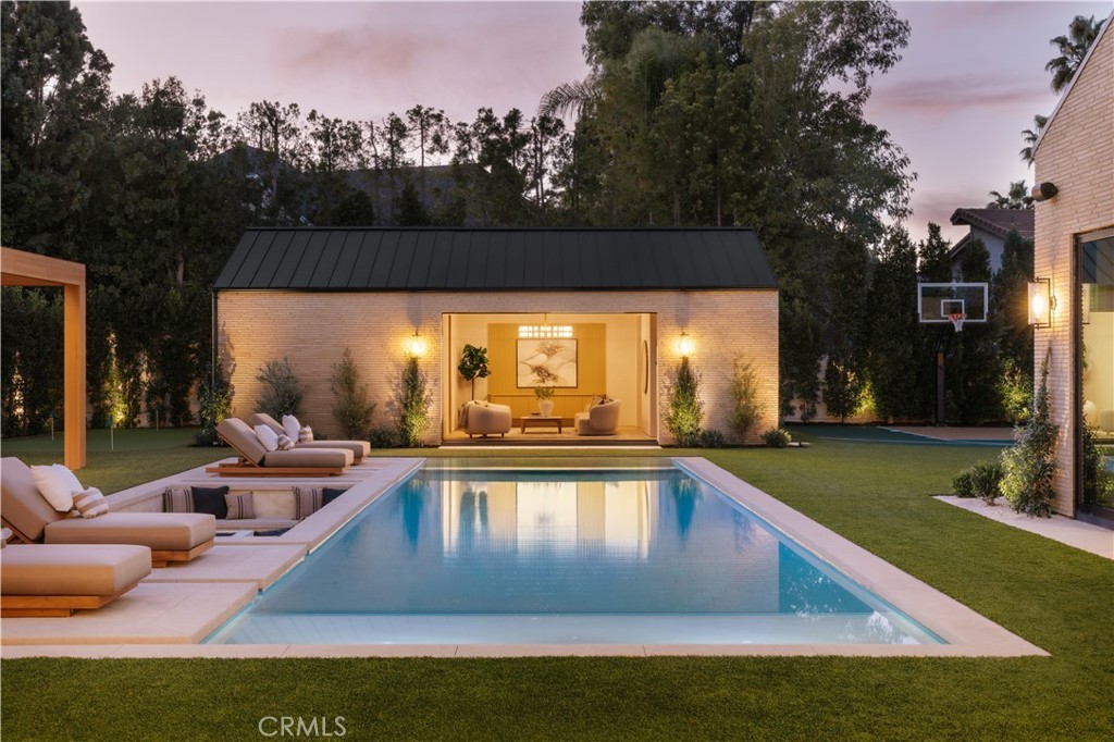 Photo 29 of 4543 Densmore Ave, Encino, CA 91436