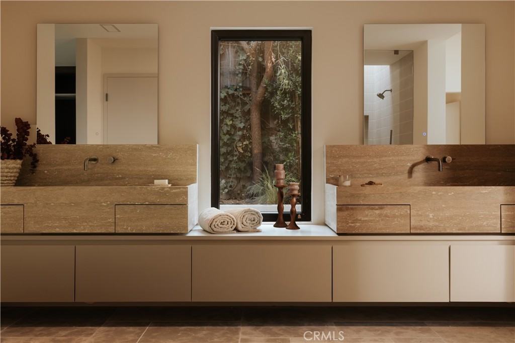 Photo 17 of 12162 Laurel Terrace Dr, Studio City, CA 91604