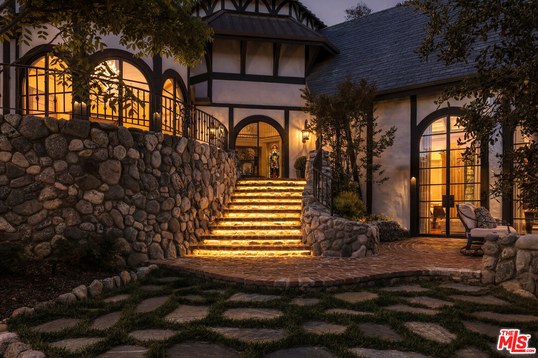 Photo 29 of 5076 Island Forest Pl, Westlake Village, CA 91362