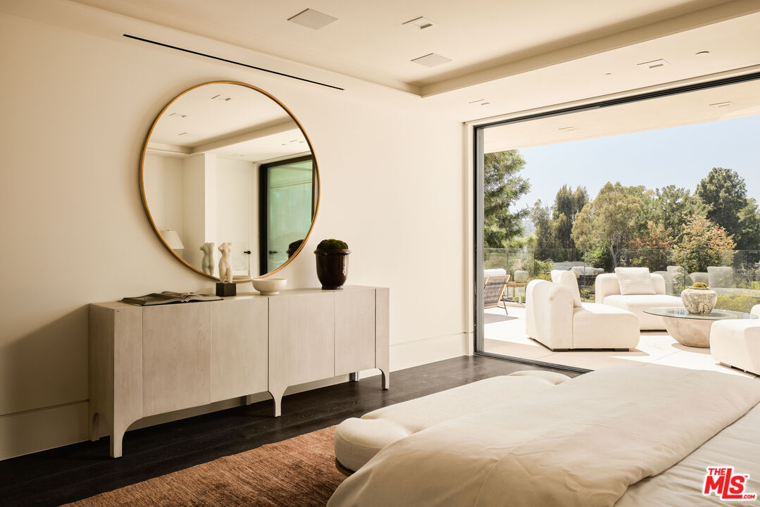 Photo 31 of 2700 Woodstock Rd, Los Angeles, CA 90046