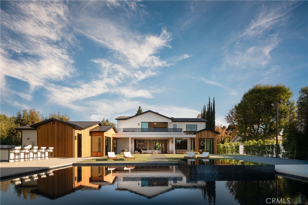 19237 Berclair Lane, Tarzana, CA