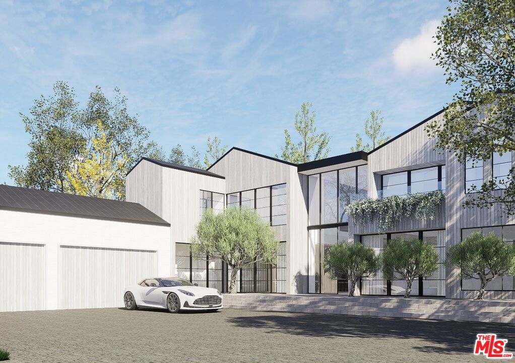 4525 Woodley Avenue, Encino, CA