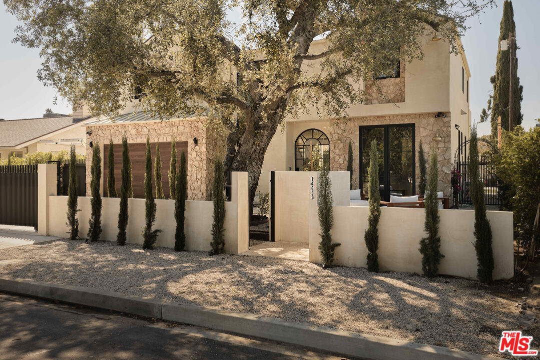14000 Otsego Street, Sherman Oaks, CA