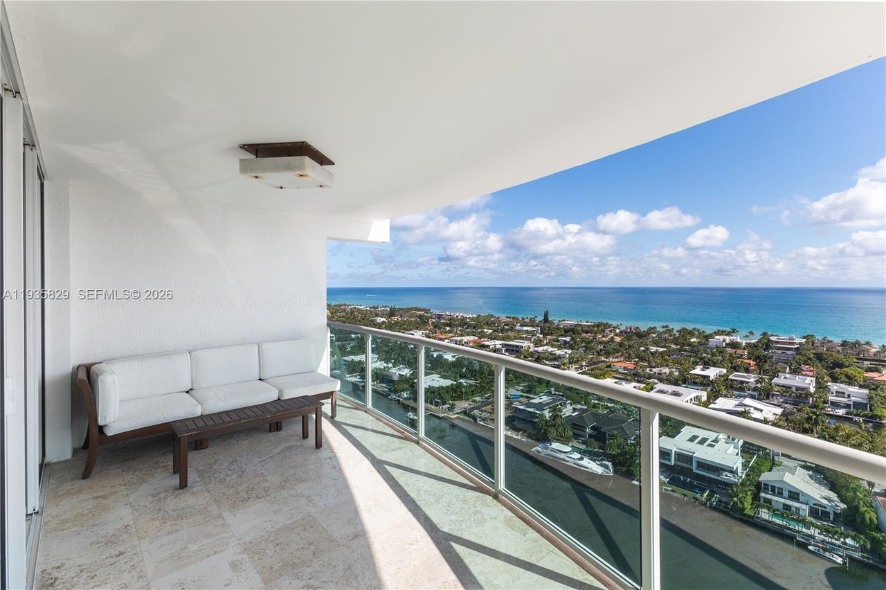 Photo 11 of 20201 East Country Club Drive, #2506, Aventura, FL 33180