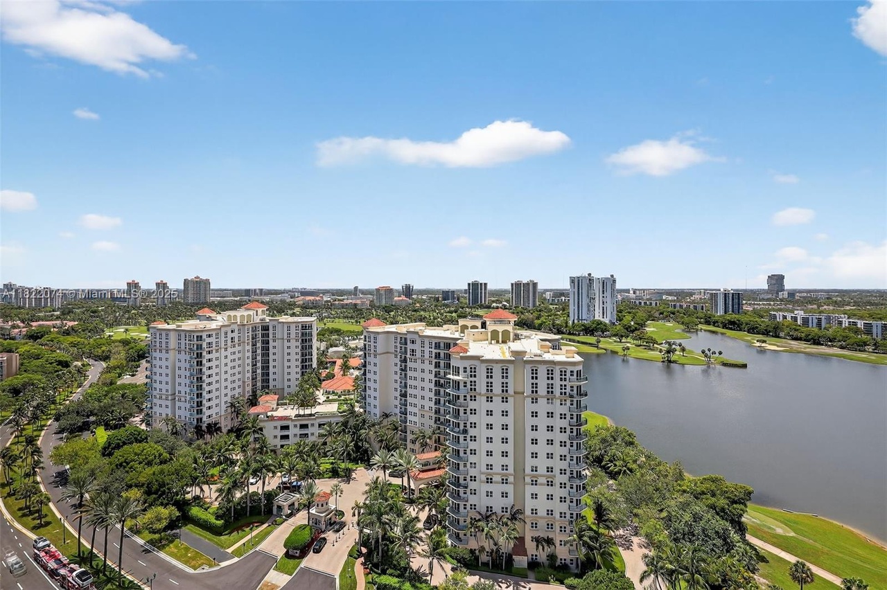 20155 Northeast 38th Court, Unit 2903, Aventura, FL