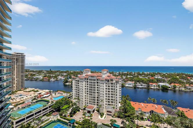20155 Northeast 38th Court, #2404, Aventura, FL