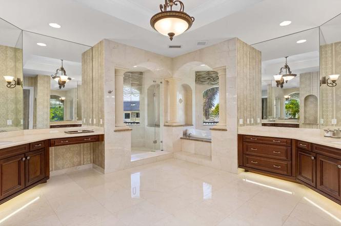 Photo 8 of 929 Banyan Drive, Delray Beach, FL 33483