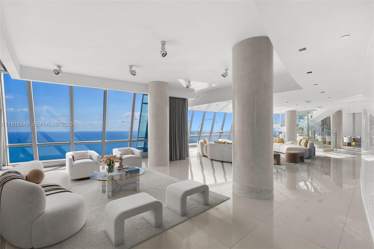 Photo 4 of 17121 Collins Avenue, #4806, Sunny Isles Beach, FL 33160