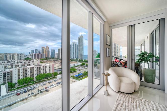 Photo 9 of 300 Sunny Isles Boulevard, Unit 4-1701, Sunny Isles Beach, FL 33160