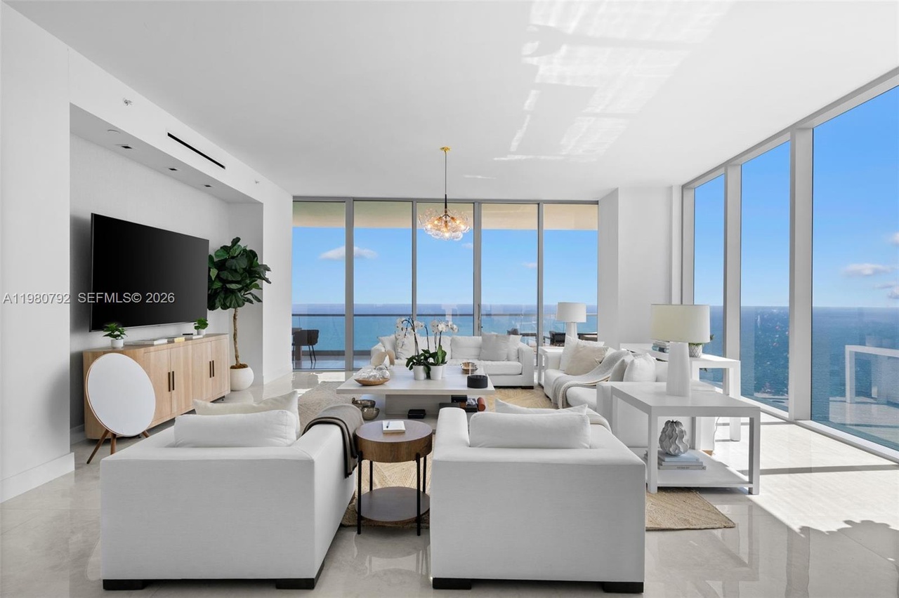 Photo 2 of 18501 Collins Avenue, #4304, Sunny Isles Beach, FL 33160