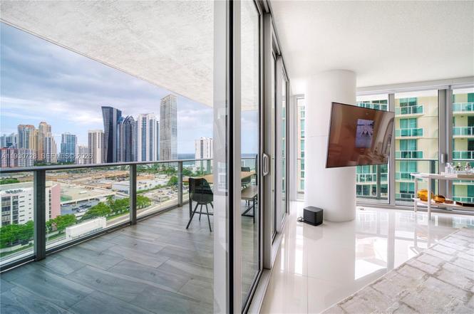Photo 13 of 300 Sunny Isles Boulevard, Unit 4-1701, Sunny Isles Beach, FL 33160