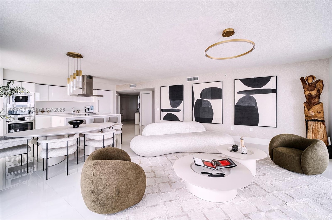 Photo 2 of 300 Sunny Isles Boulevard, Unit 4-1701, Sunny Isles Beach, FL 33160