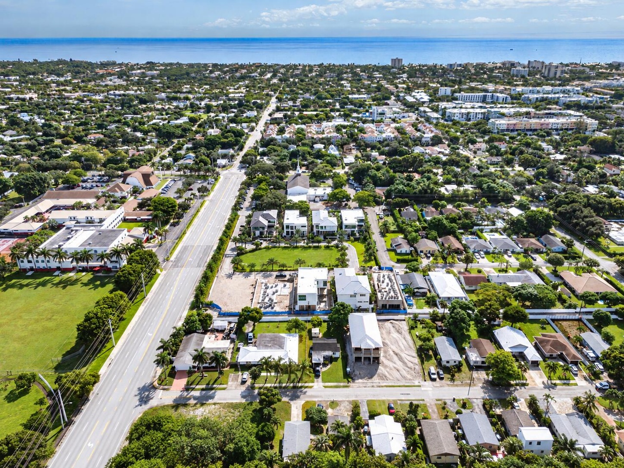 Photo 13 of 300 Grove Pl, Delray Beach, FL 33444