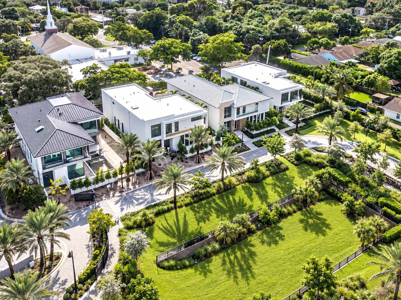 Photo 17 of 300 Grove Pl, Delray Beach, FL 33444