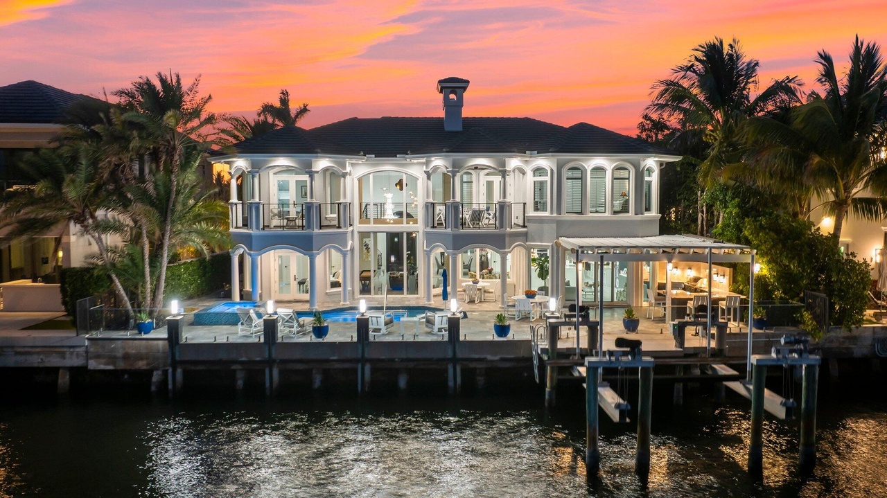 7188 Northeast 8th Drive, Boca Raton, FL
