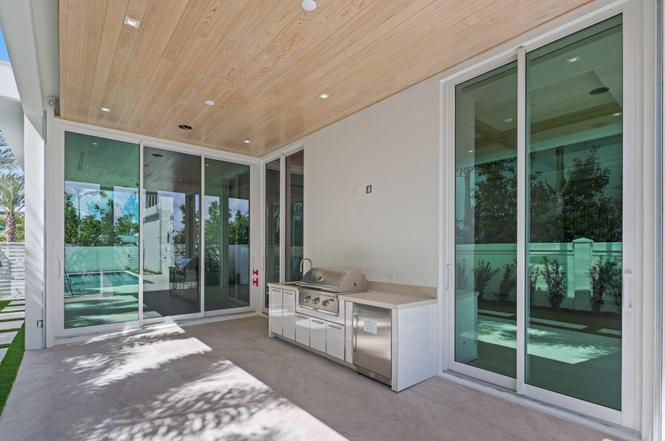 Photo 15 of 330 Grove Place, Delray Beach, FL 33444