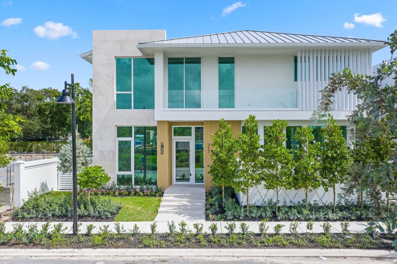 330 Grove Place, Delray Beach, FL