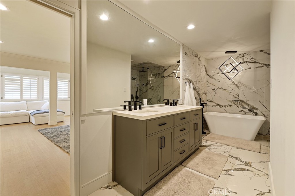 Photo 18 of 5315 Yarmouth Ave, # 104, Encino, CA 91316