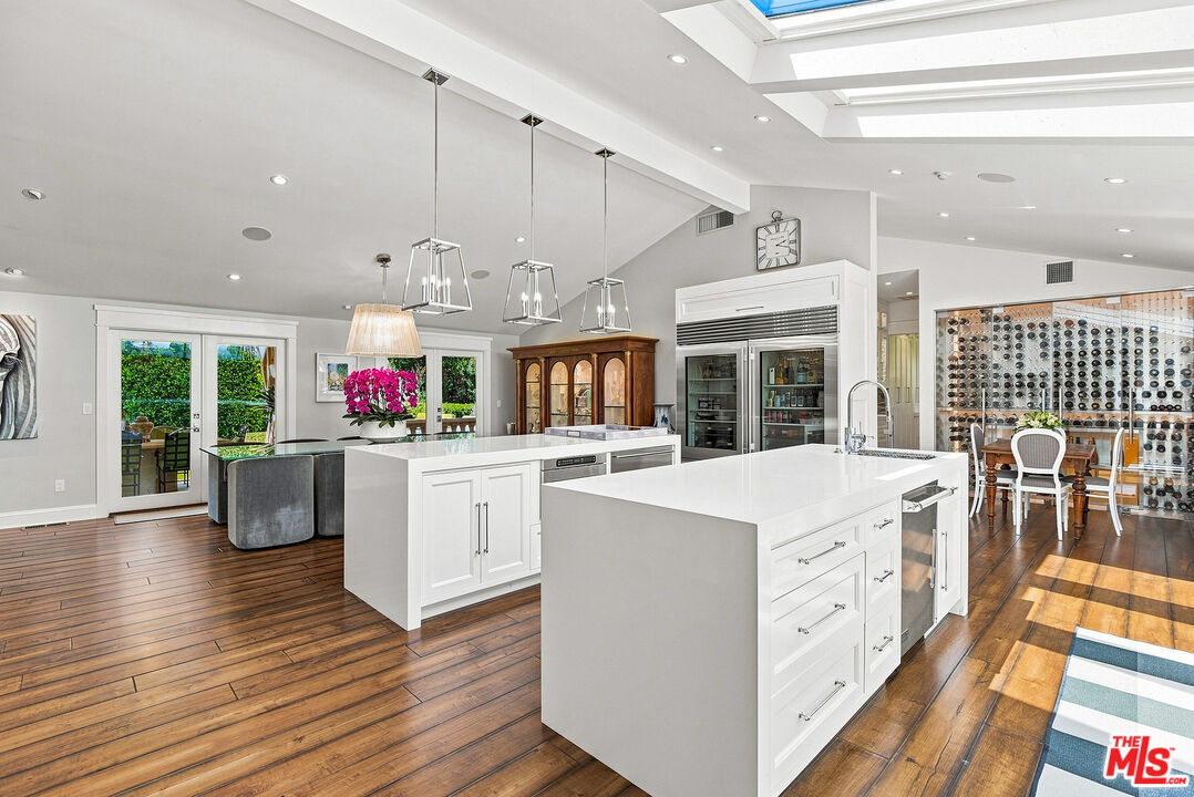 Photo 11 of 3235 Oakdell Ln, Studio City, CA 91604