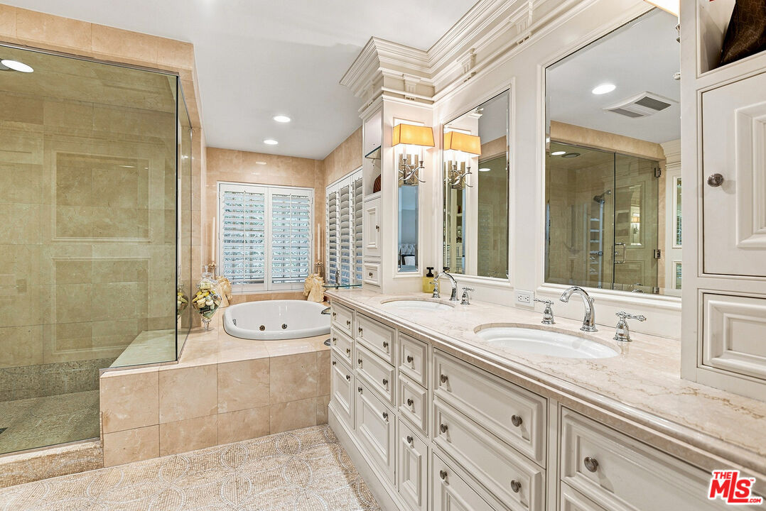 Photo 27 of 3235 Oakdell Ln, Studio City, CA 91604