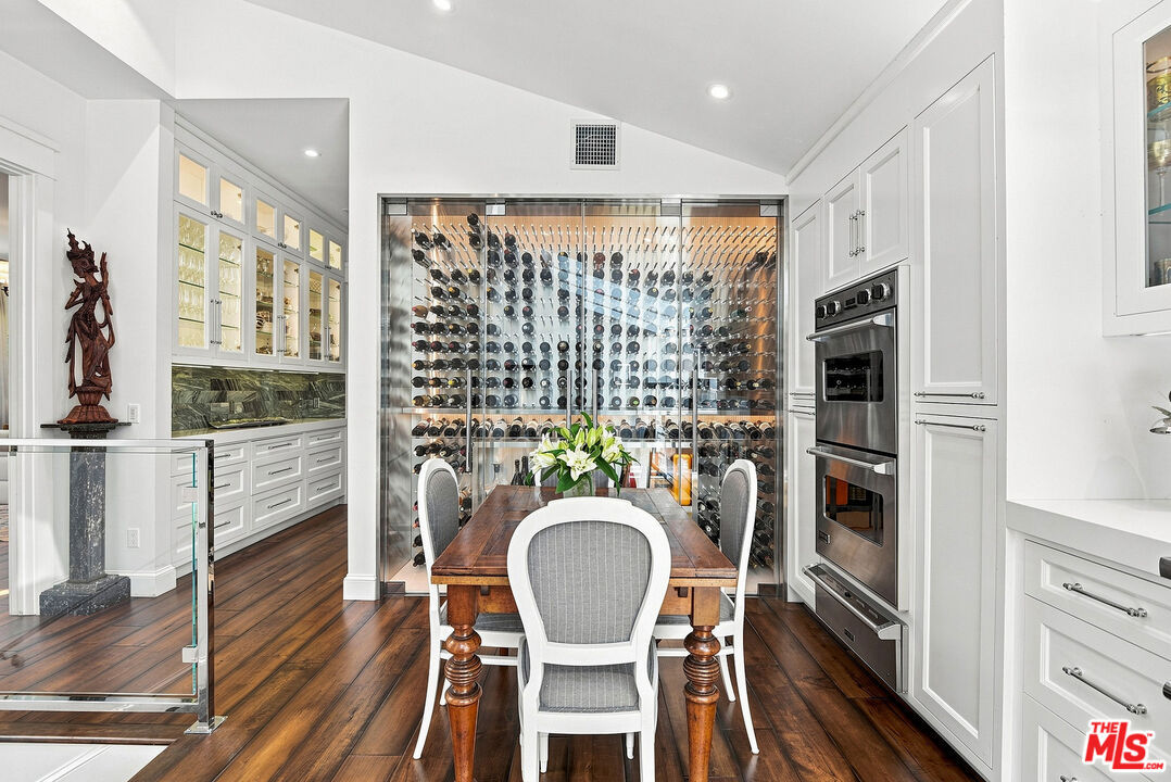 Photo 14 of 3235 Oakdell Ln, Studio City, CA 91604
